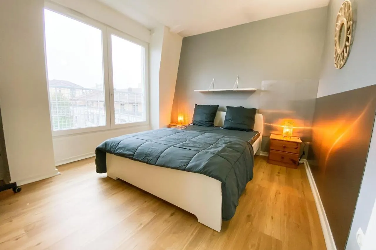 Apartment #Ge - The Bostonian In Grenoble3 Bedrooms With Balcony